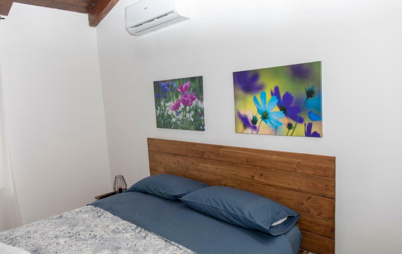 Bed and Breakfast Fattoria Il Laghetto à Lamezia Terme Extérieur photo